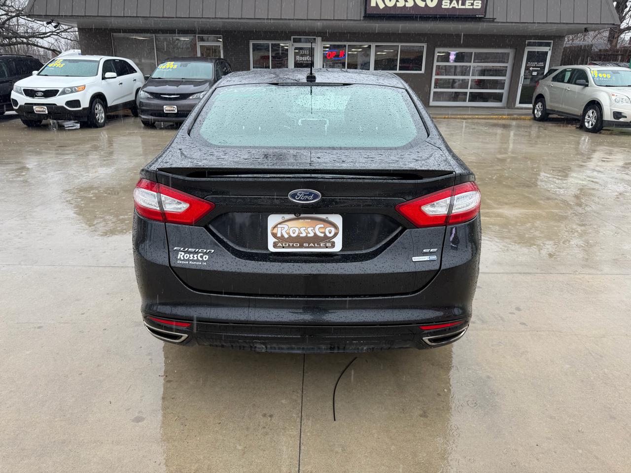 View vehicle photo 5