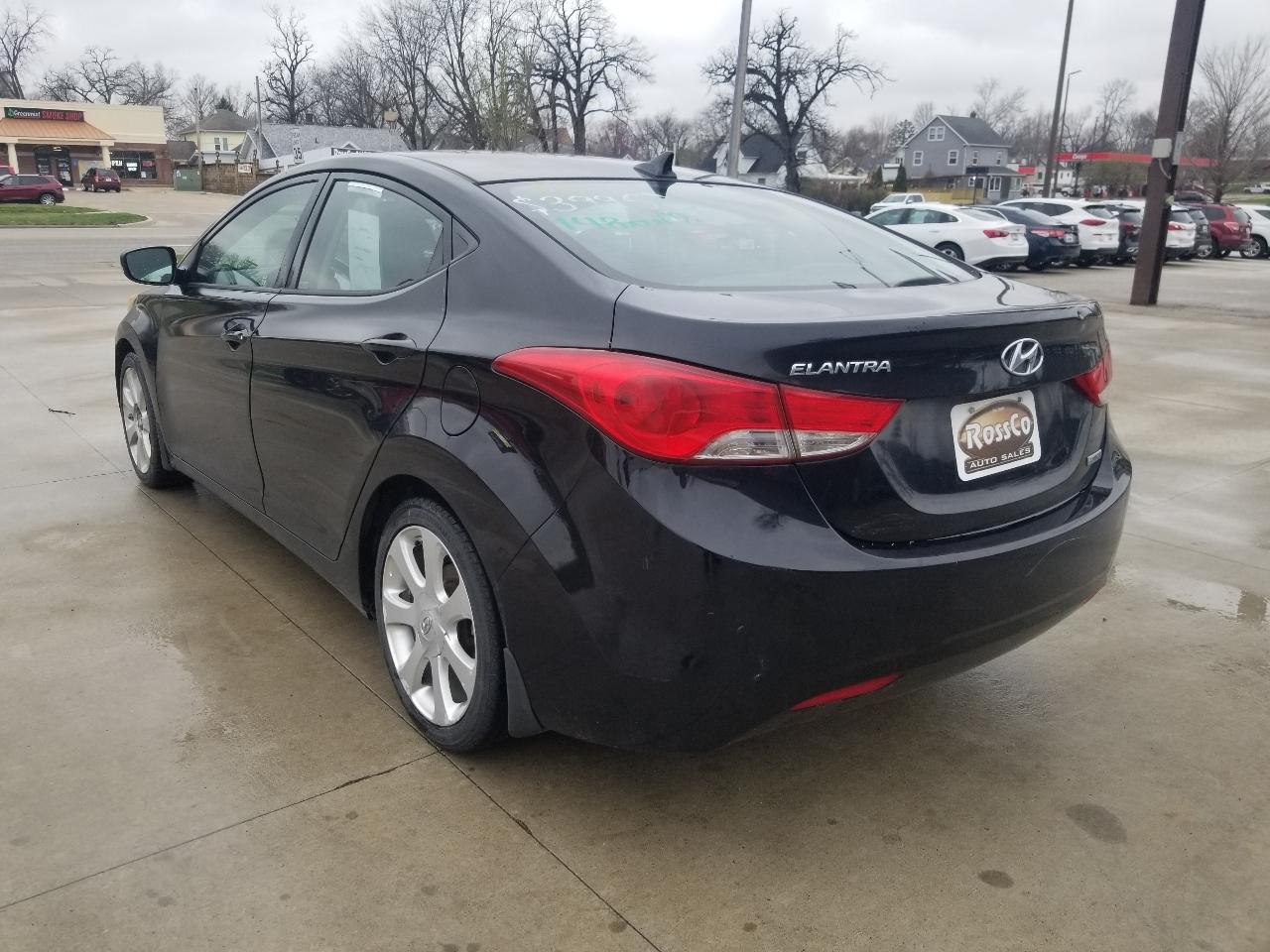Hyundai Elantra 4dr Sdn Auto Limited 2013