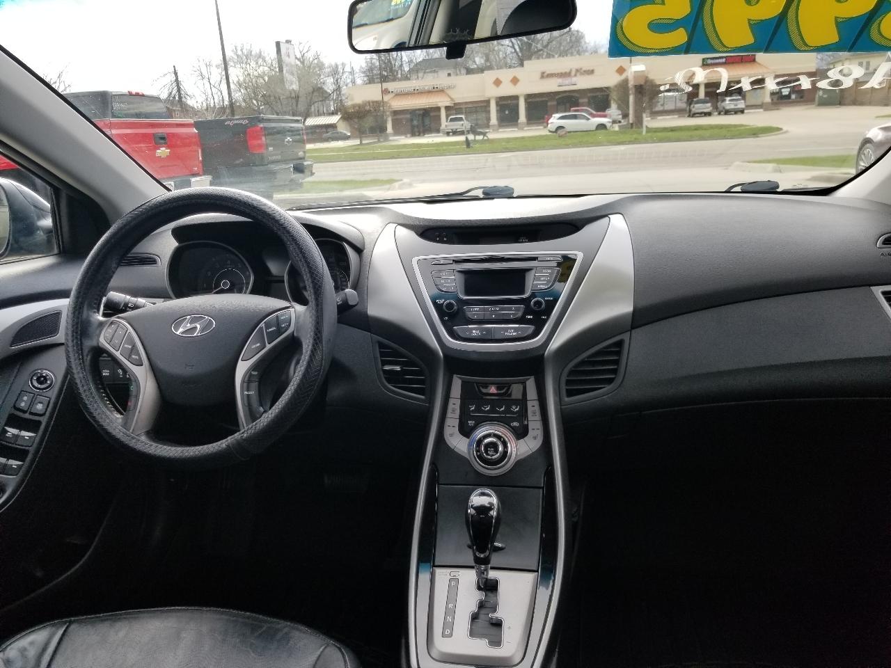 Hyundai Elantra 4dr Sdn Auto Limited 2013