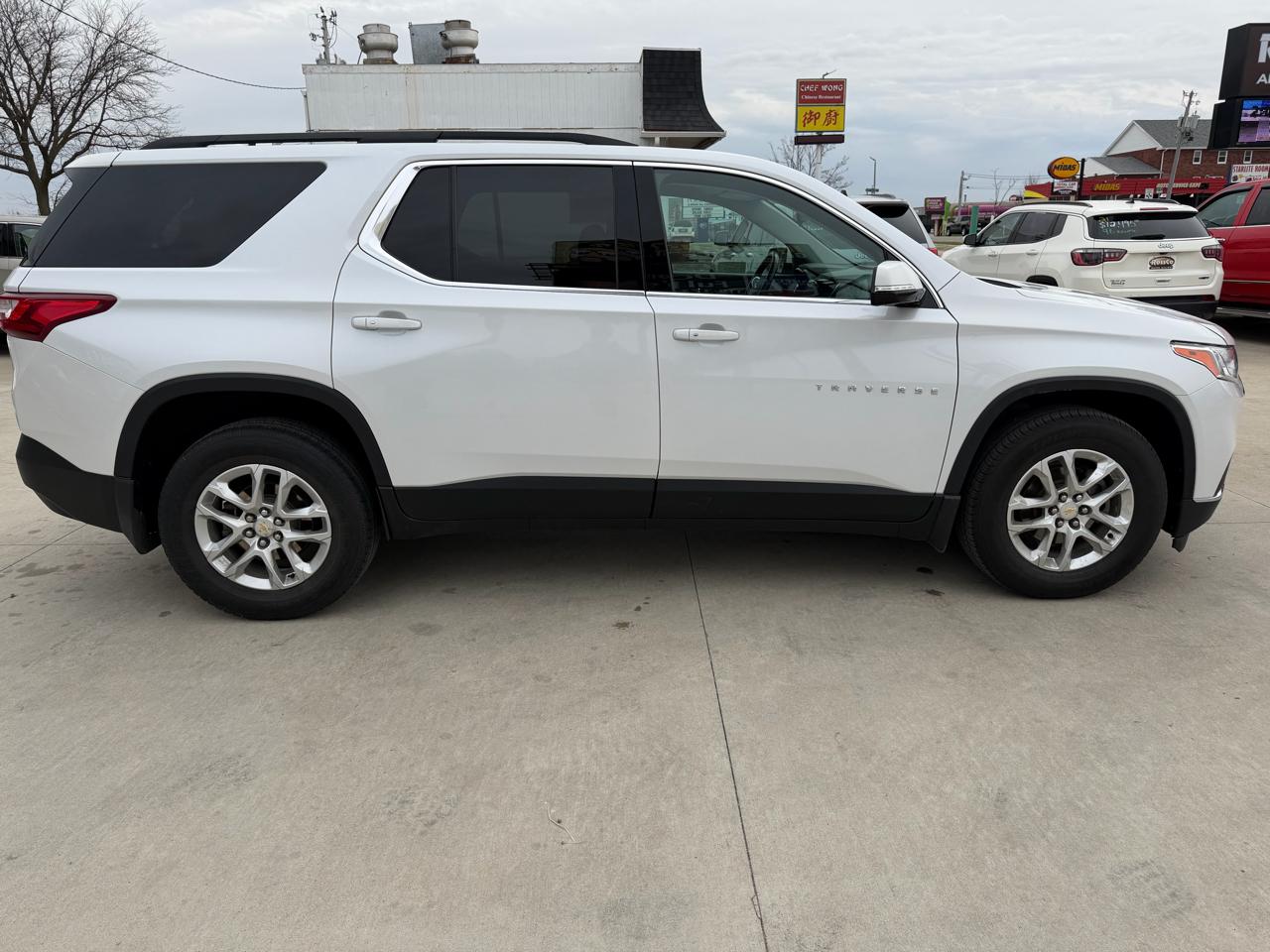 Chevrolet Traverse AWD 4dr LT Cloth w/1LT 2019