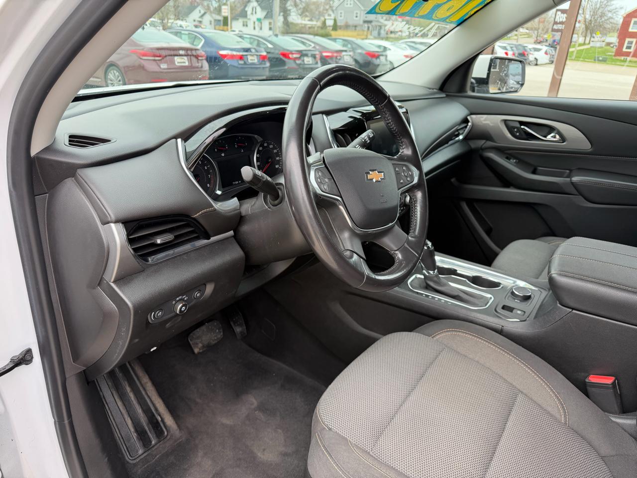 Chevrolet Traverse AWD 4dr LT Cloth w/1LT 2019