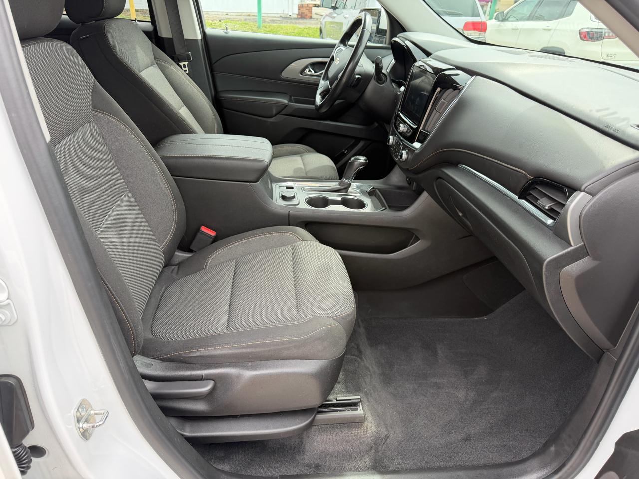 Chevrolet Traverse AWD 4dr LT Cloth w/1LT 2019