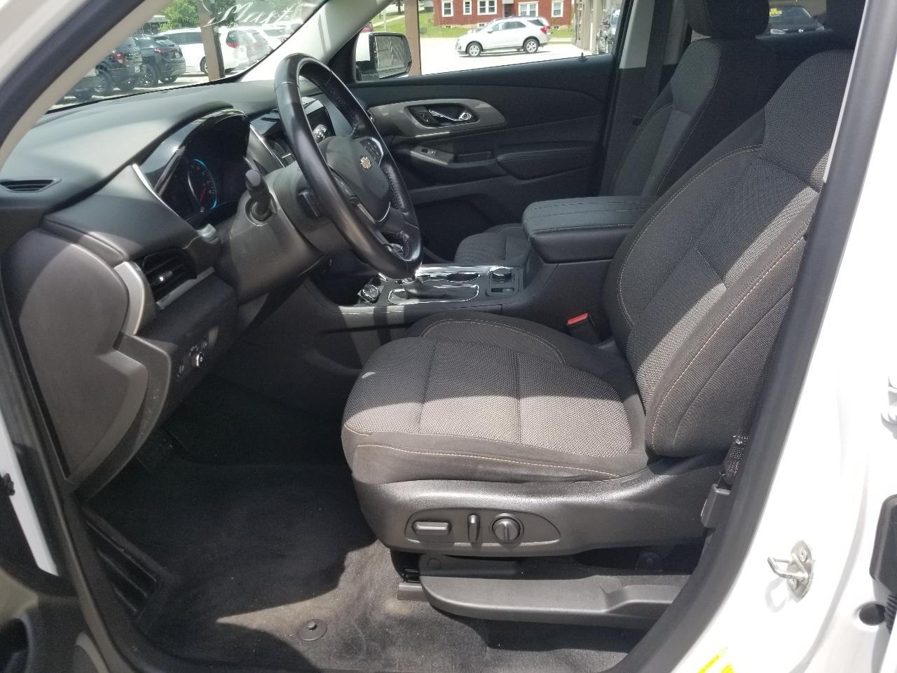 Chevrolet Traverse AWD 4dr LT Cloth w/1LT 2019