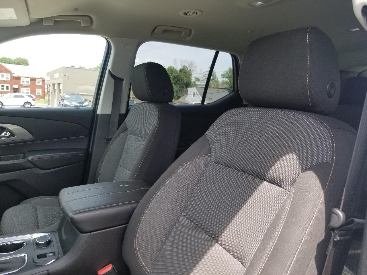 Chevrolet Traverse AWD 4dr LT Cloth w/1LT 2019