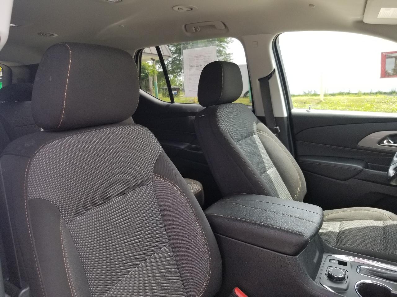 Chevrolet Traverse AWD 4dr LT Cloth w/1LT 2019