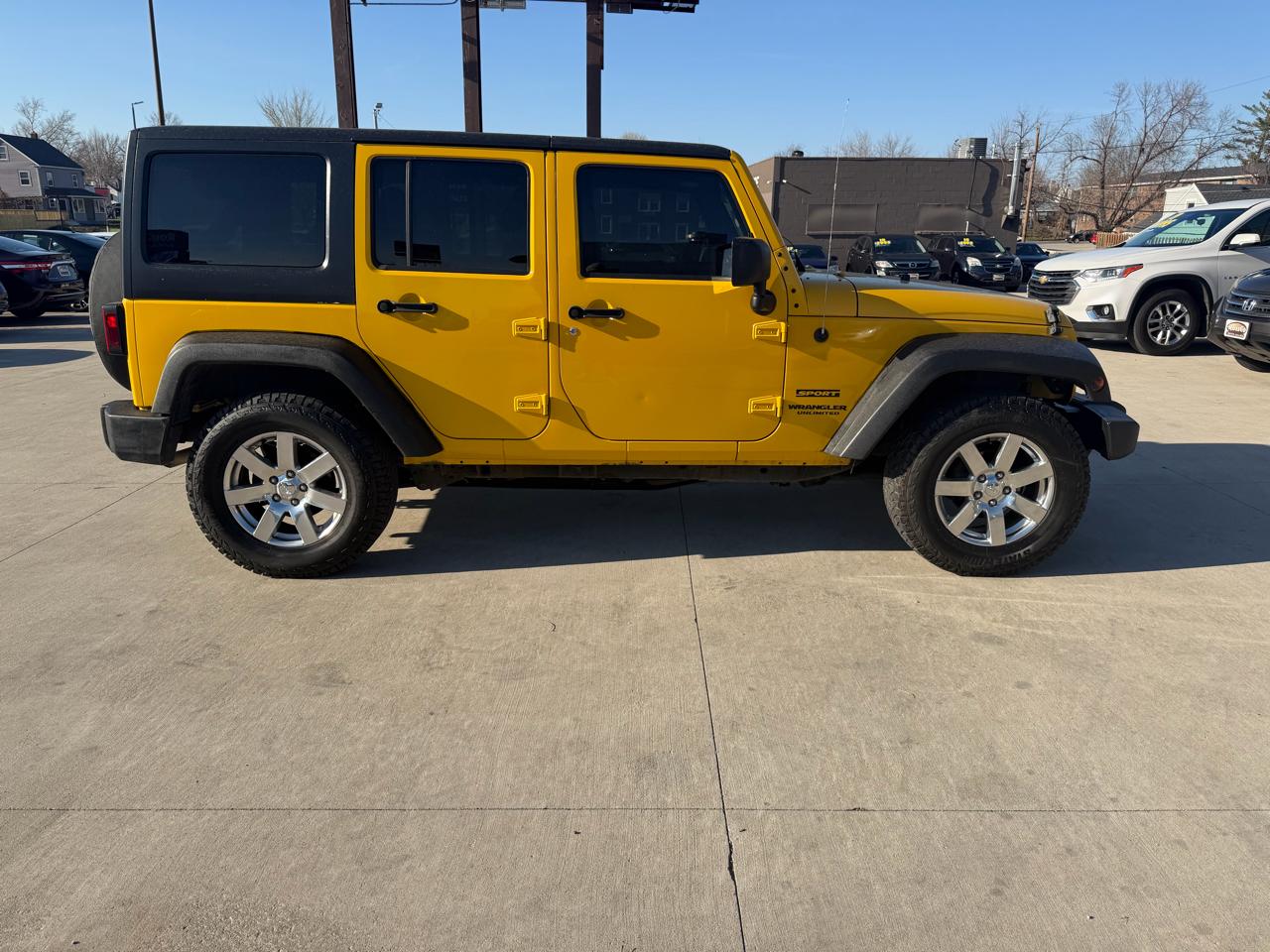 Jeep Wrangler Unlimited 4WD 4dr Sport 2011