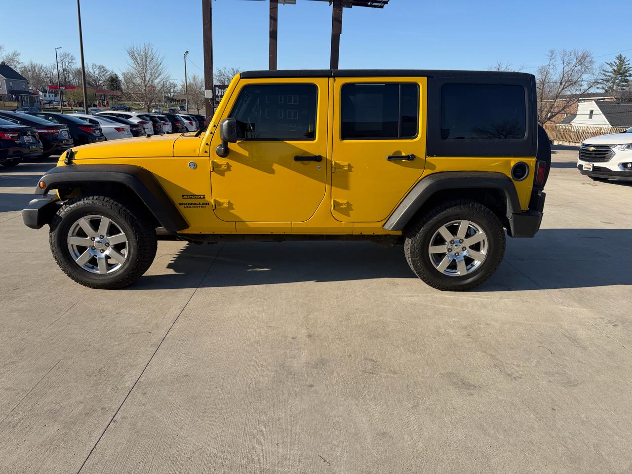 Jeep Wrangler Unlimited 4WD 4dr Sport 2011