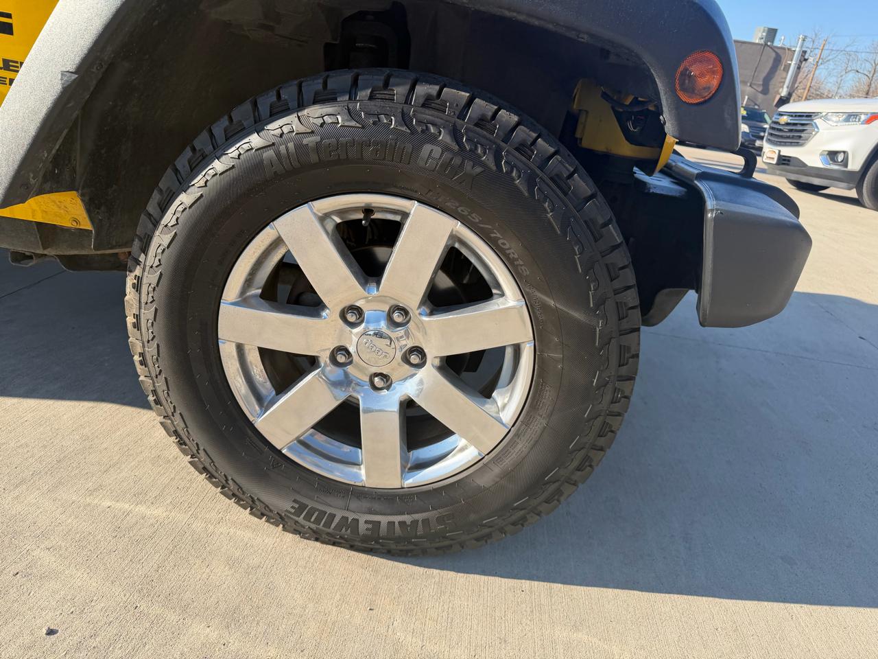 Jeep Wrangler Unlimited 4WD 4dr Sport 2011