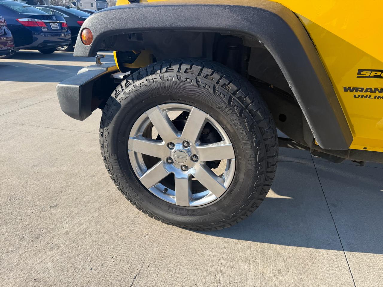 Jeep Wrangler Unlimited 4WD 4dr Sport 2011