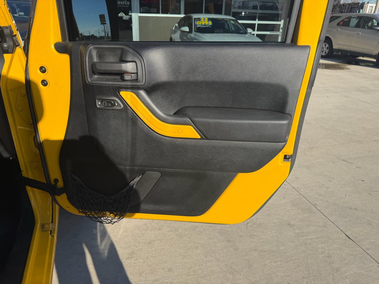 Jeep Wrangler Unlimited 4WD 4dr Sport 2011