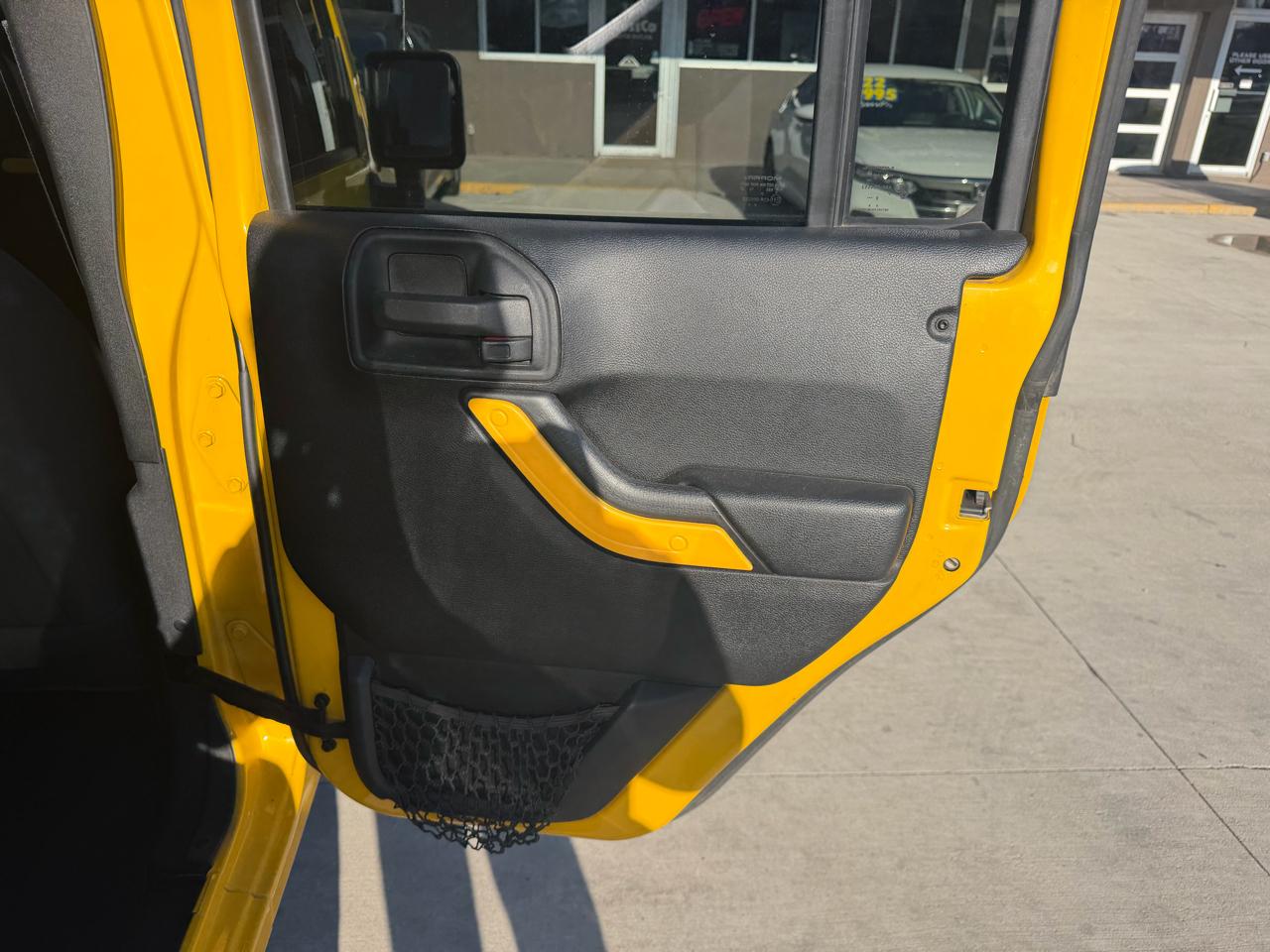 Jeep Wrangler Unlimited 4WD 4dr Sport 2011