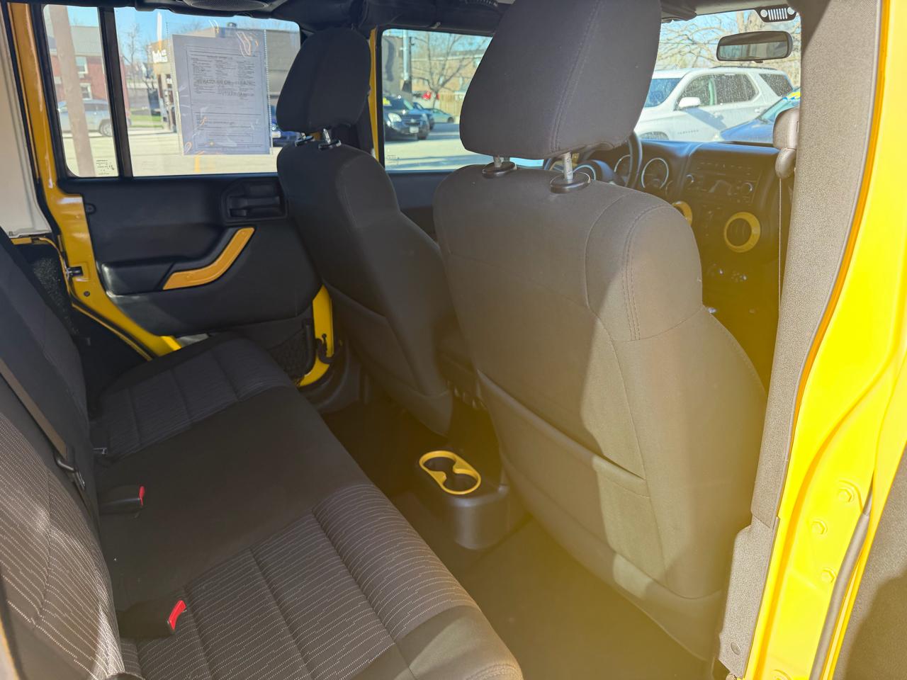 Jeep Wrangler Unlimited 4WD 4dr Sport 2011