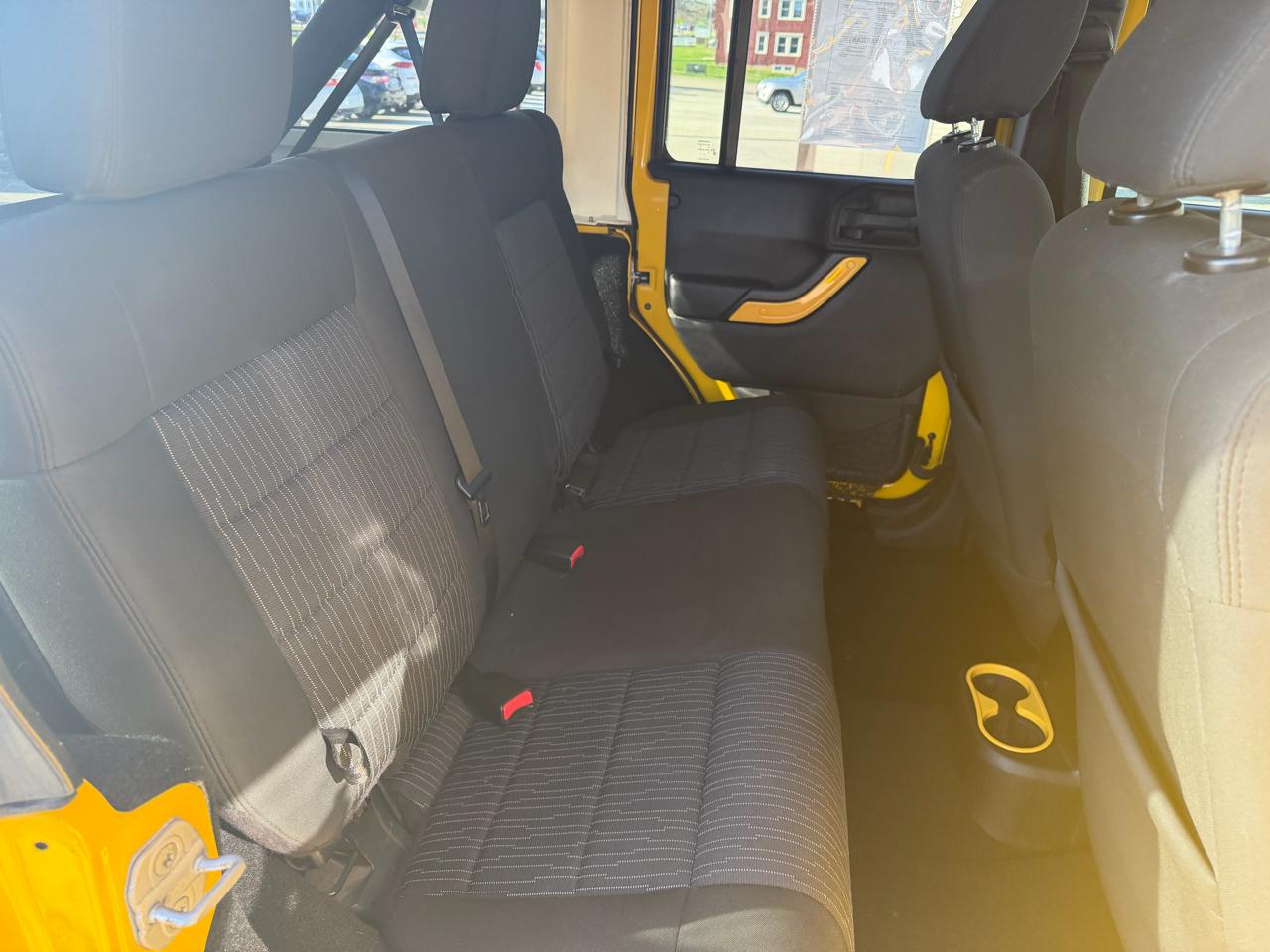 Jeep Wrangler Unlimited 4WD 4dr Sport 2011