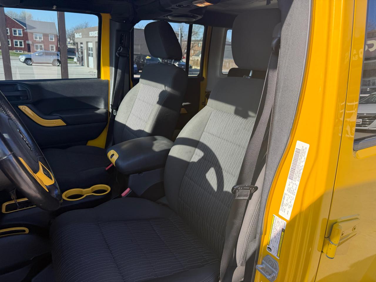 Jeep Wrangler Unlimited 4WD 4dr Sport 2011