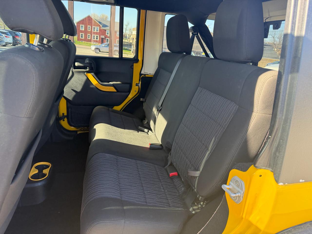 Jeep Wrangler Unlimited 4WD 4dr Sport 2011