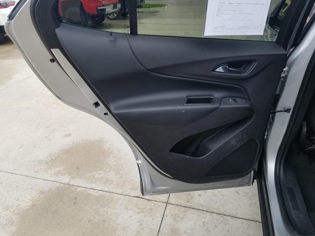 Chevrolet Equinox FWD 4dr LT w/1LT 2018