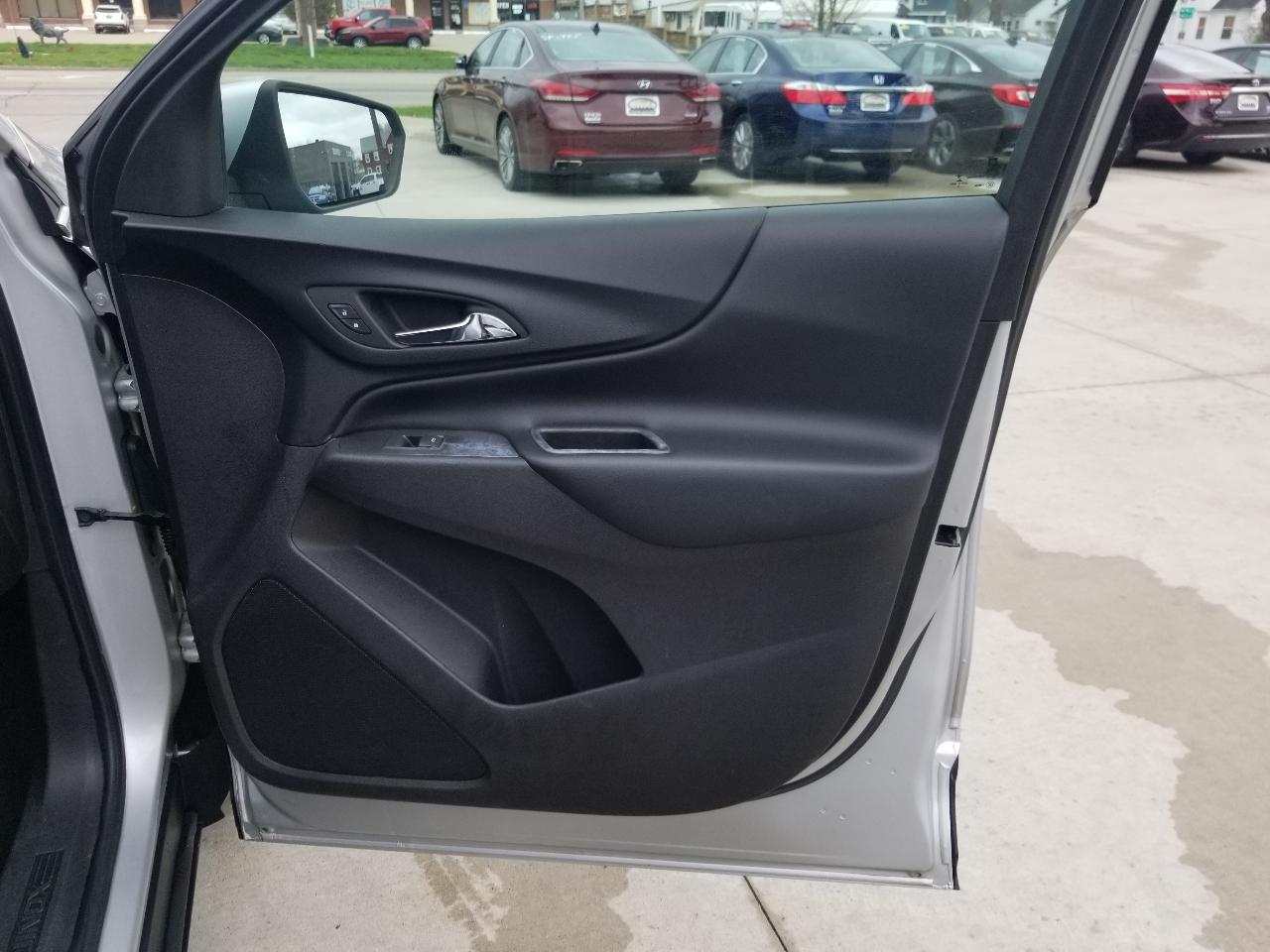 Chevrolet Equinox FWD 4dr LT w/1LT 2018