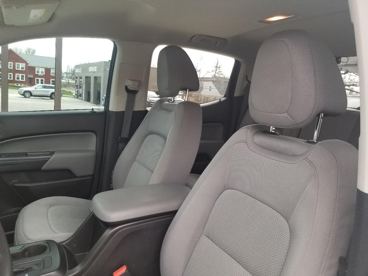 Chevrolet Colorado 2WD Crew Cab 128.3" WT 2016