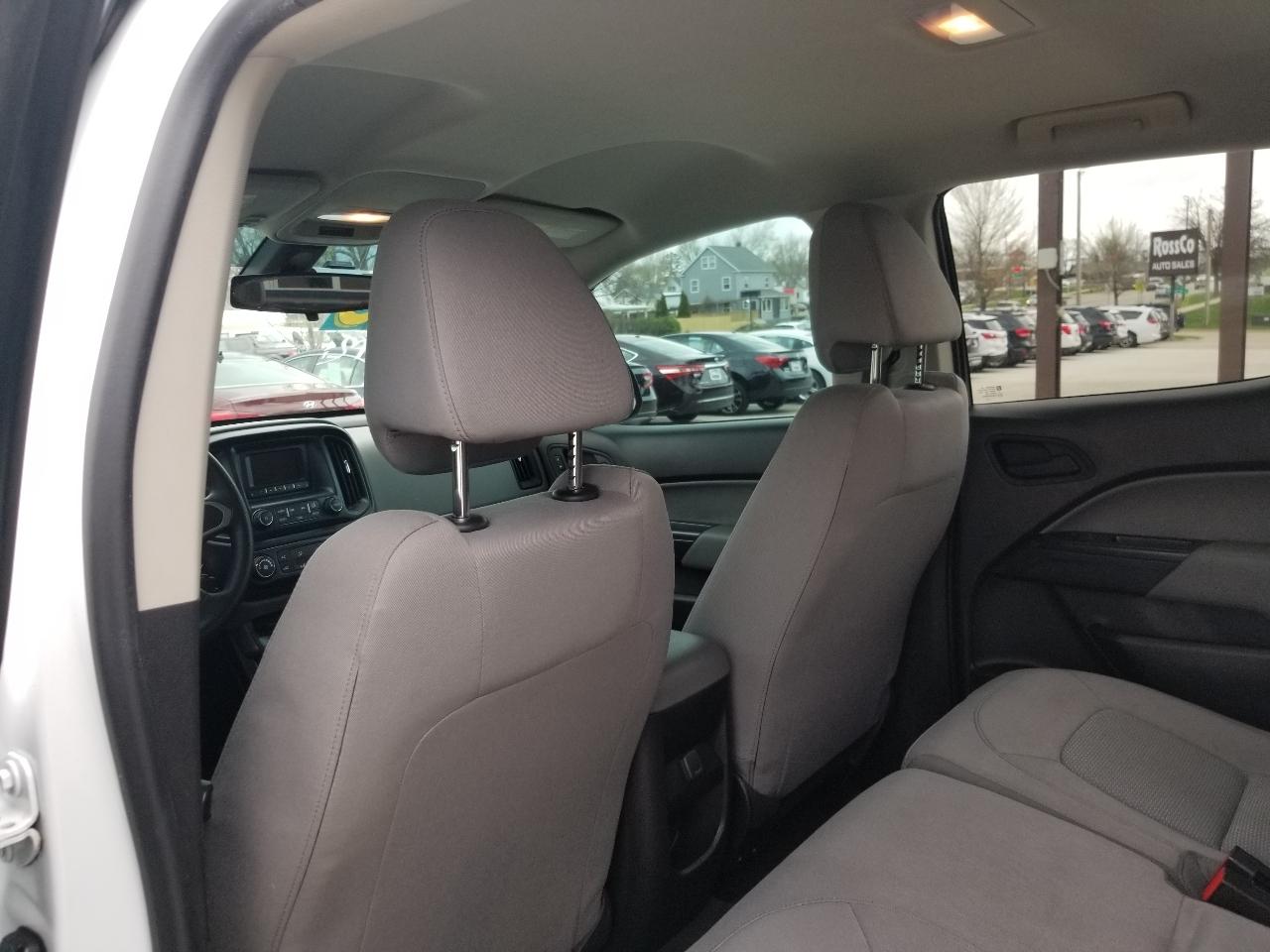 Chevrolet Colorado 2WD Crew Cab 128.3" WT 2016