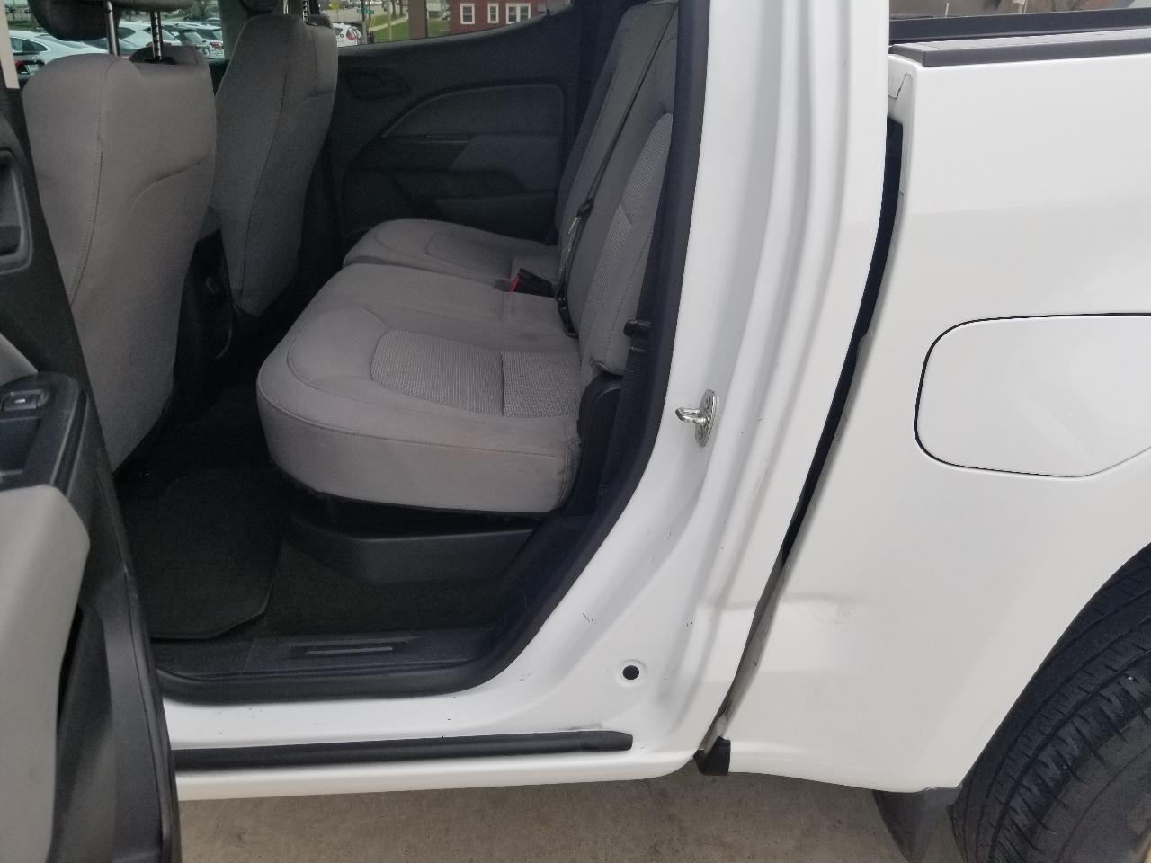 Chevrolet Colorado 2WD Crew Cab 128.3" WT 2016