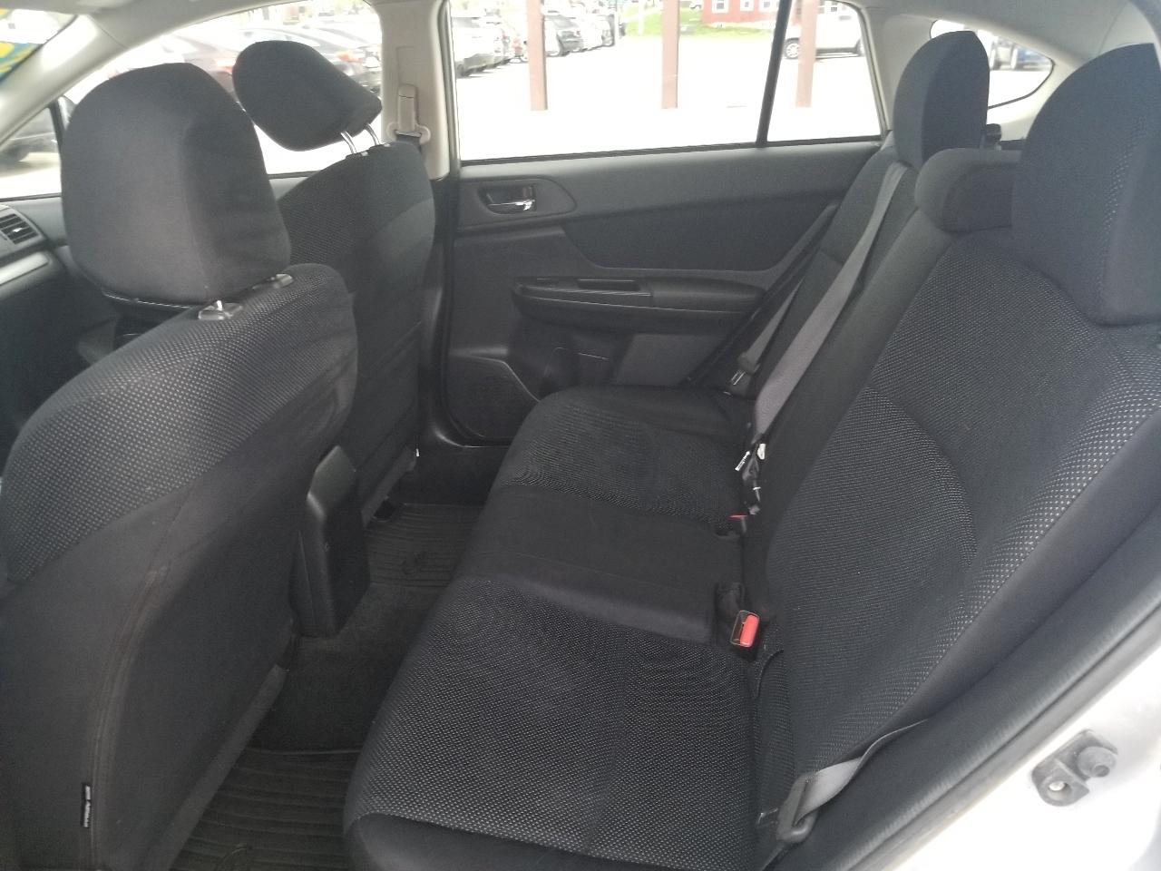 Subaru Impreza Wagon 5dr Auto 2.0i Premium 2014