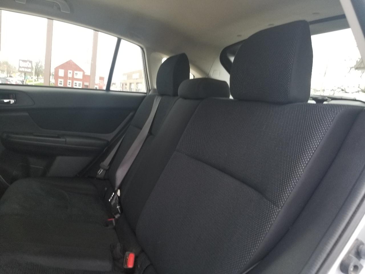 Subaru Impreza Wagon 5dr Auto 2.0i Premium 2014