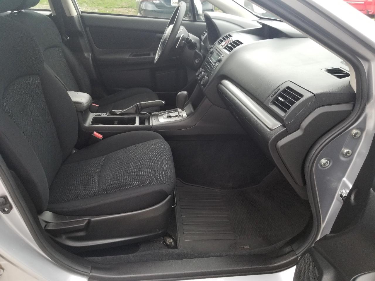 Subaru Impreza Wagon 5dr Auto 2.0i Premium 2014