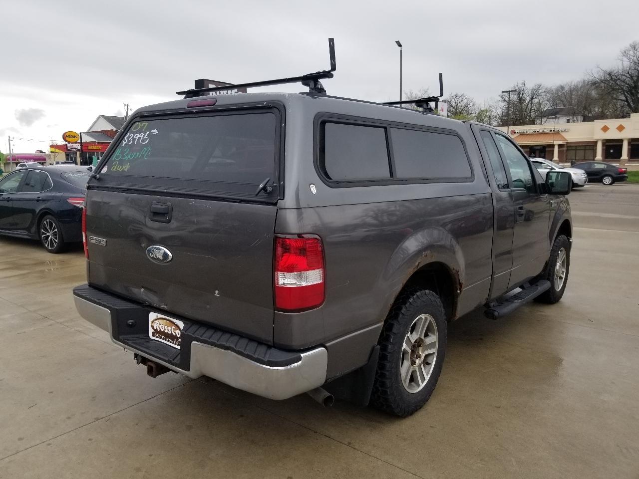 Ford F-150 2WD Reg Cab 126" XLT 2007