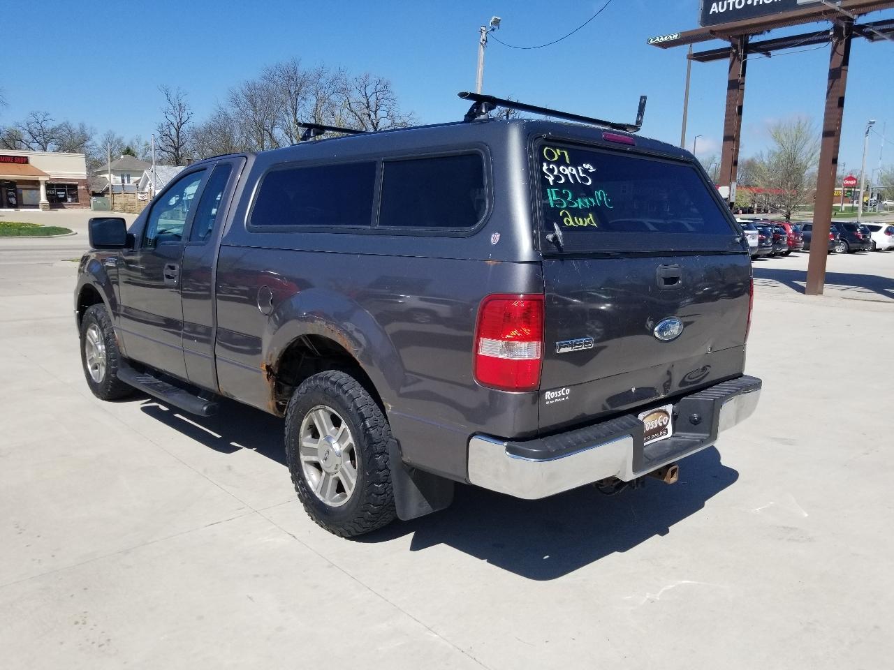 Ford F-150 2WD Reg Cab 126" XLT 2007