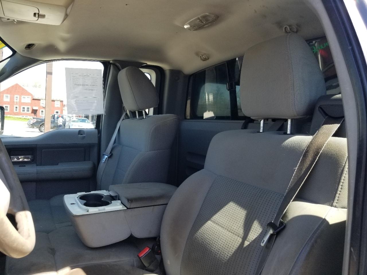 Ford F-150 2WD Reg Cab 126" XLT 2007