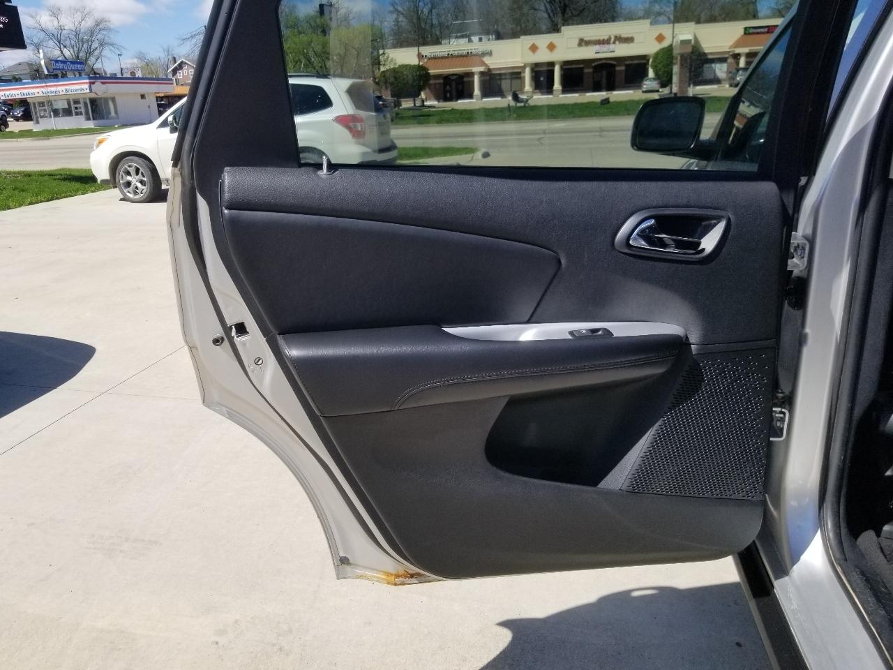 Dodge Journey AWD 4dr SXT 2012