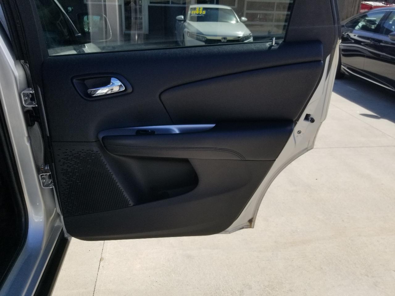 Dodge Journey AWD 4dr SXT 2012