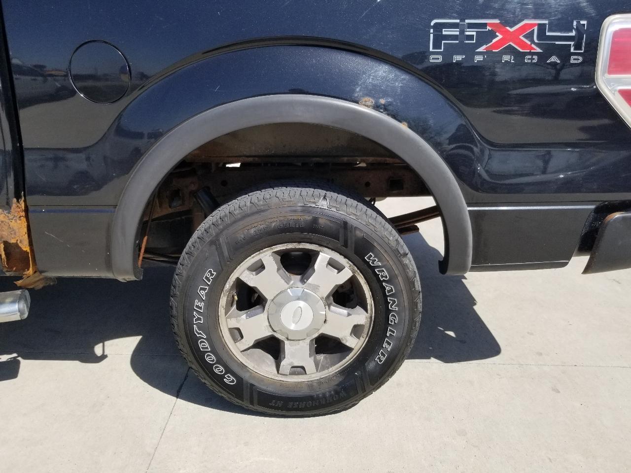 Ford F-150 4WD SuperCrew 145" FX4 2010