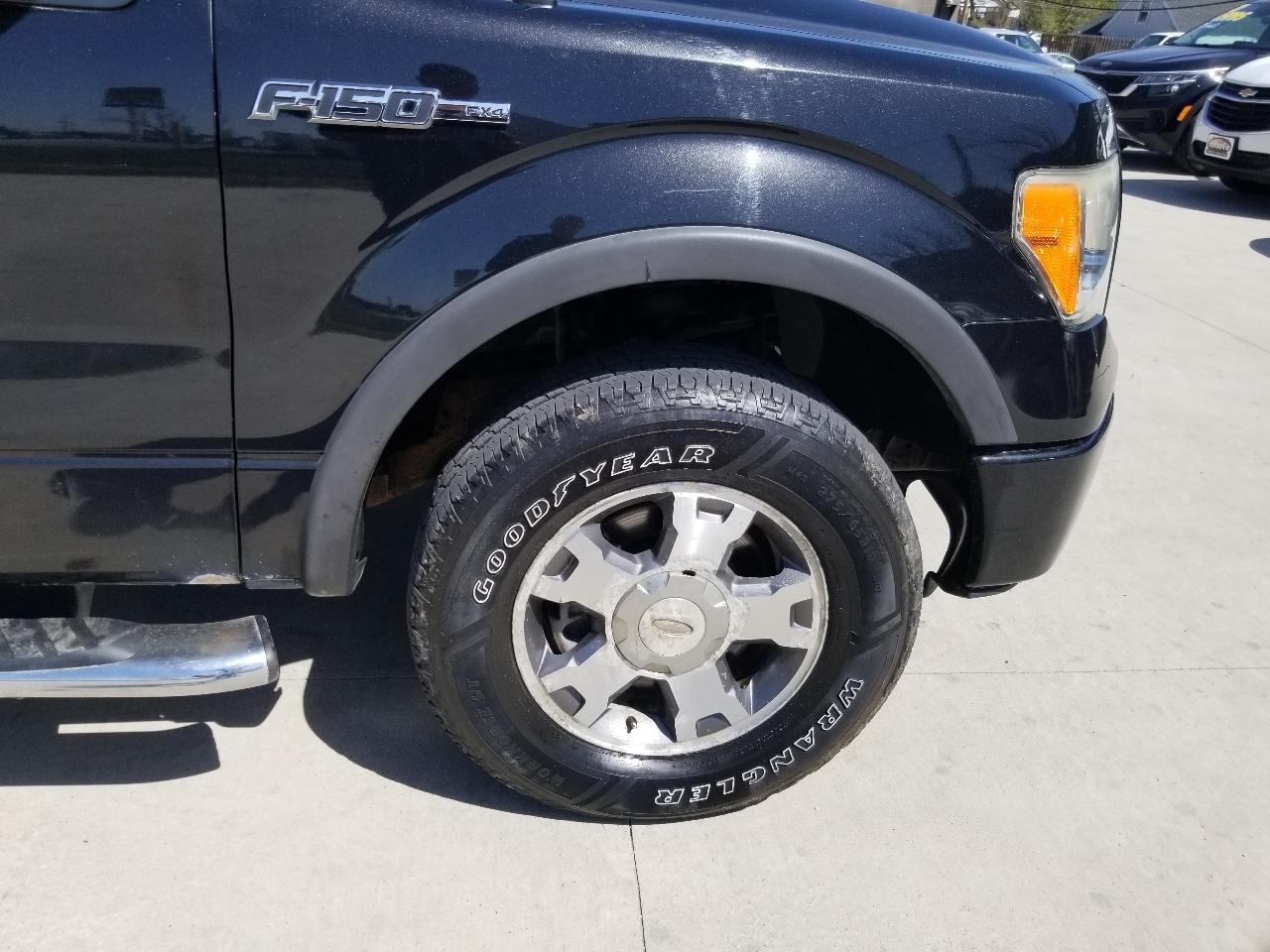 Ford F-150 4WD SuperCrew 145" FX4 2010