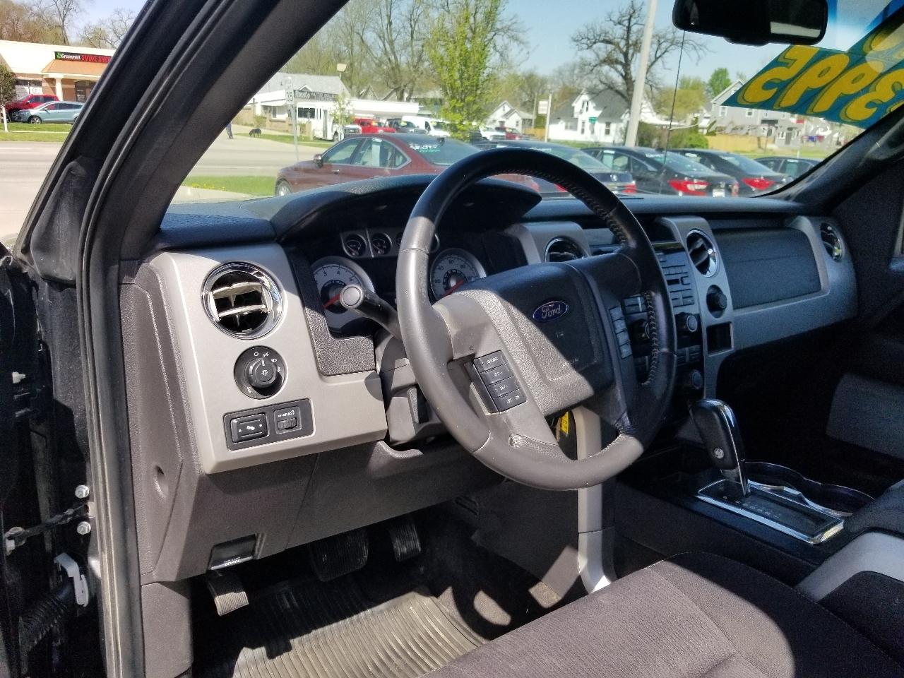 Ford F-150 4WD SuperCrew 145" FX4 2010