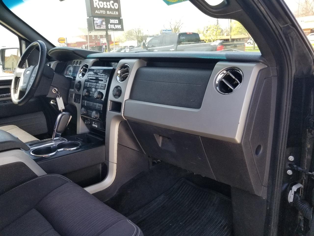 Ford F-150 4WD SuperCrew 145" FX4 2010