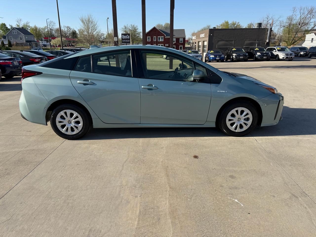 Toyota Prius LE (Natl) 2022