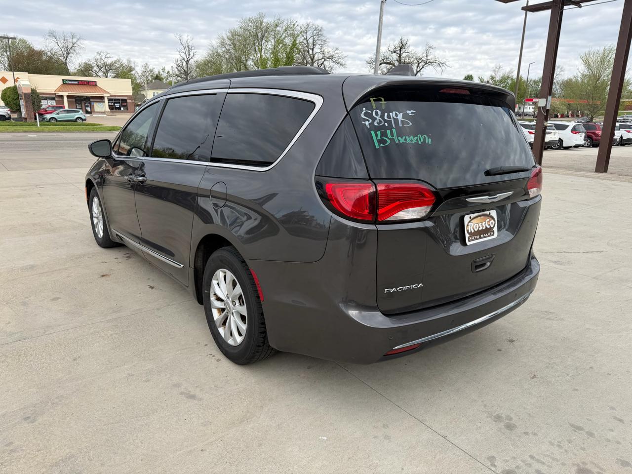 Chrysler Pacifica Touring-L FWD 2017