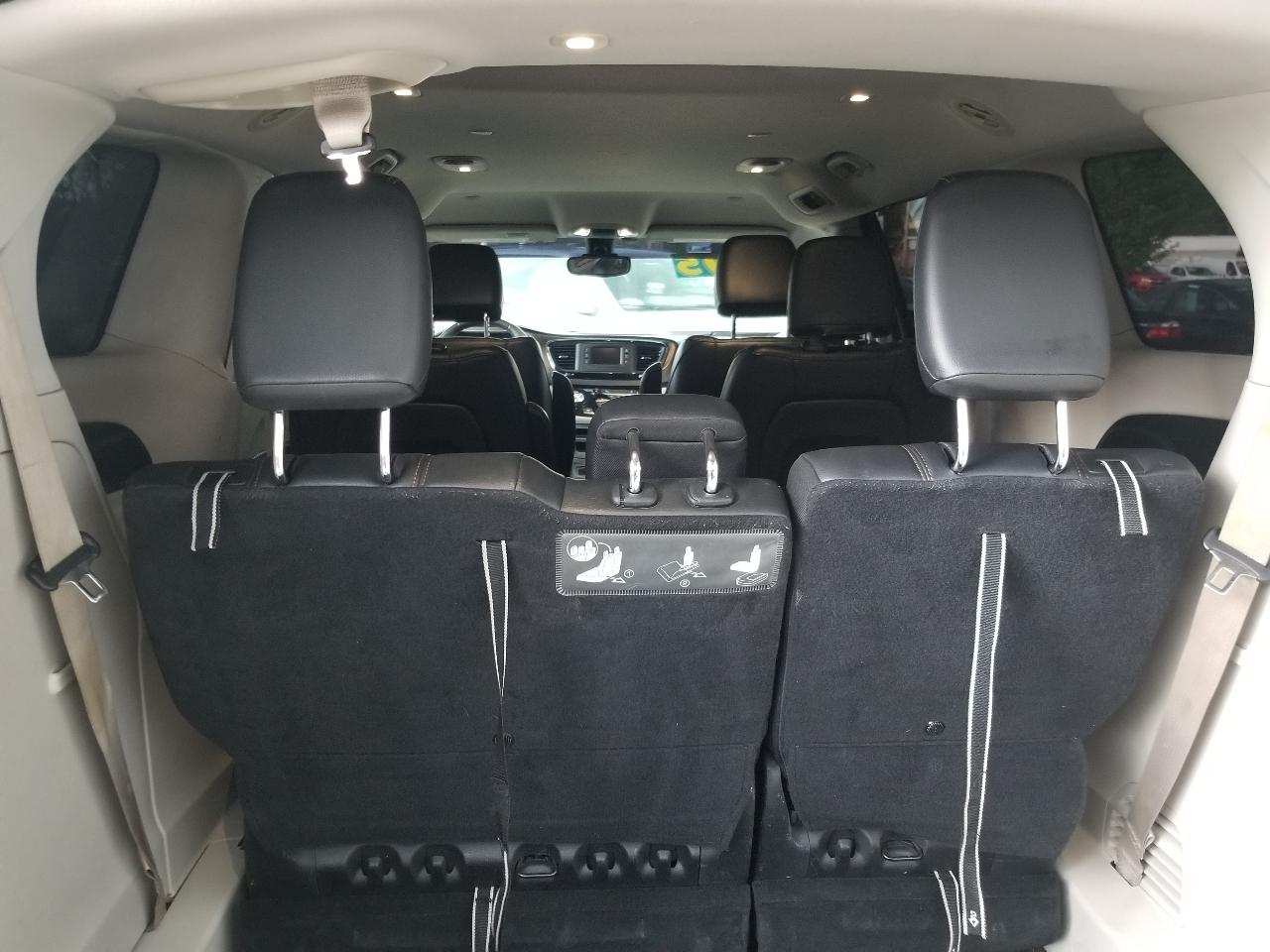 Chrysler Pacifica Touring-L FWD 2017