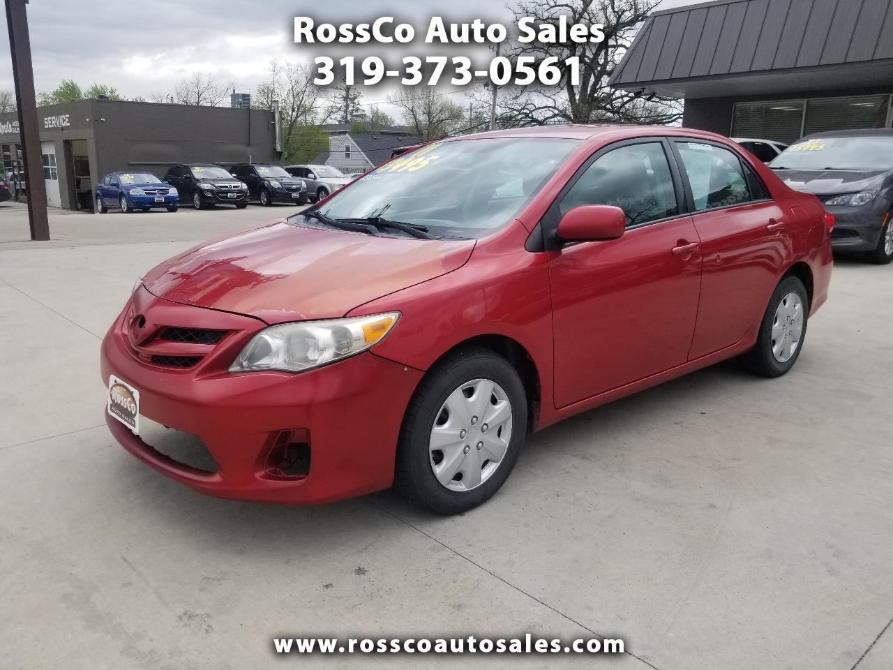 Toyota Corolla 4dr Sdn Auto LE (Natl) 2011