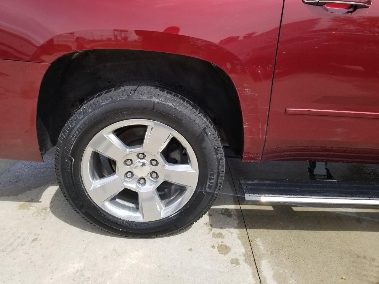Chevrolet Suburban 4WD 4dr 1500 Premier 2019