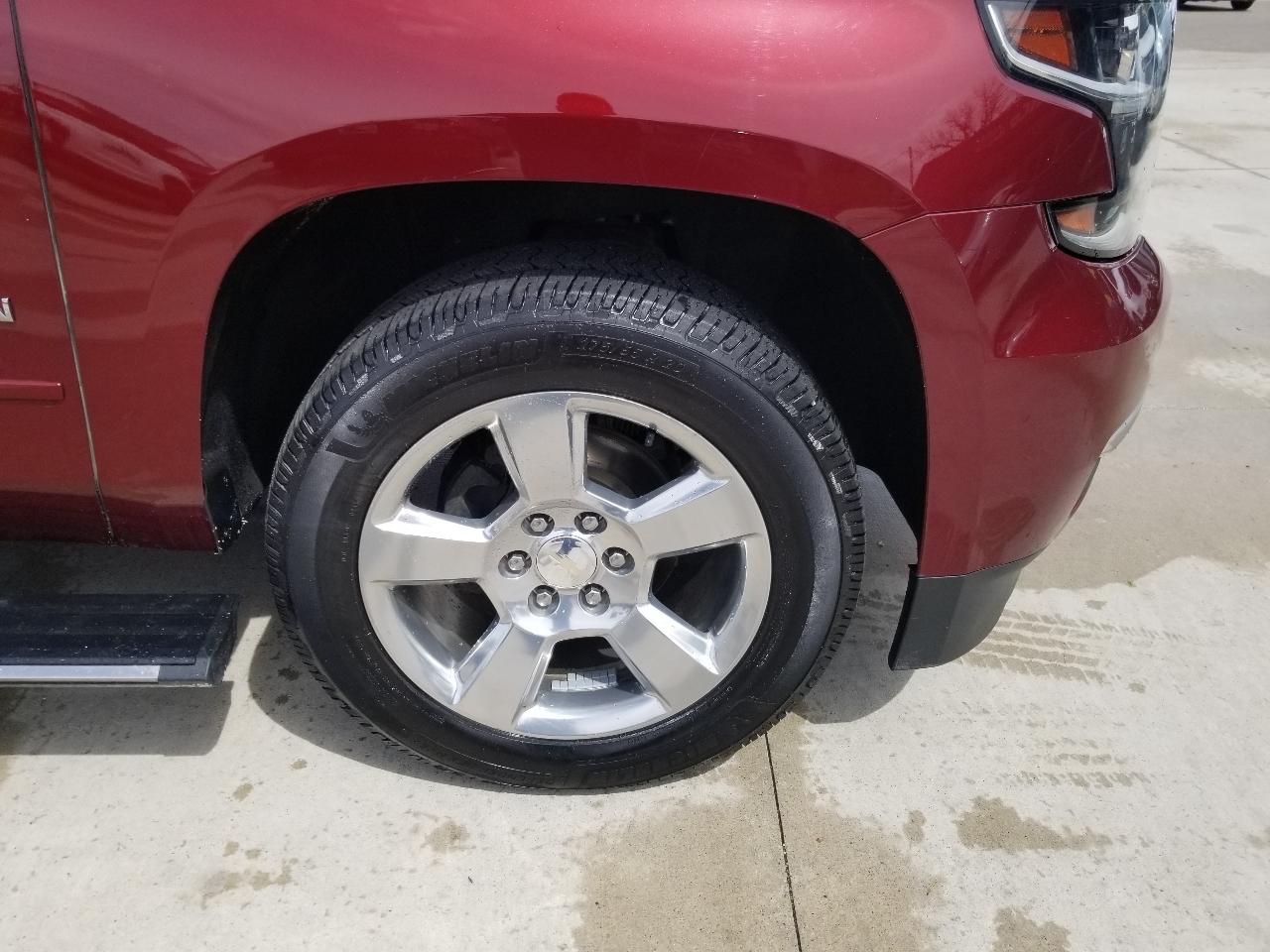 Chevrolet Suburban 4WD 4dr 1500 Premier 2019