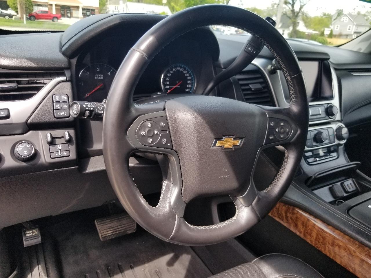 Chevrolet Suburban 4WD 4dr 1500 Premier 2019