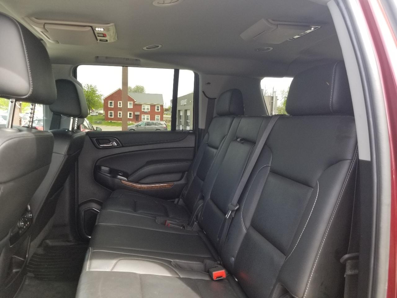 Chevrolet Suburban 4WD 4dr 1500 Premier 2019