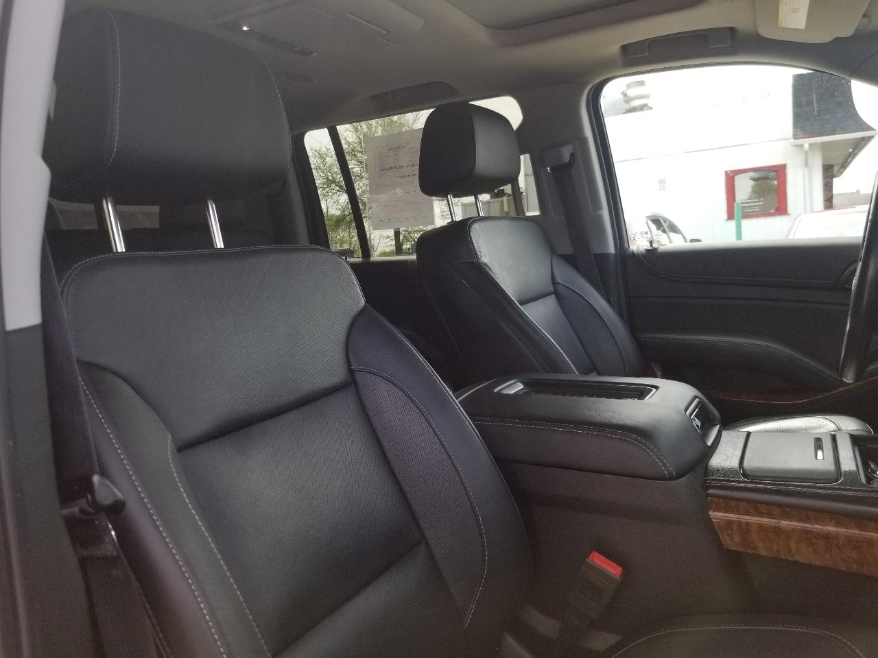 Chevrolet Suburban 4WD 4dr 1500 Premier 2019