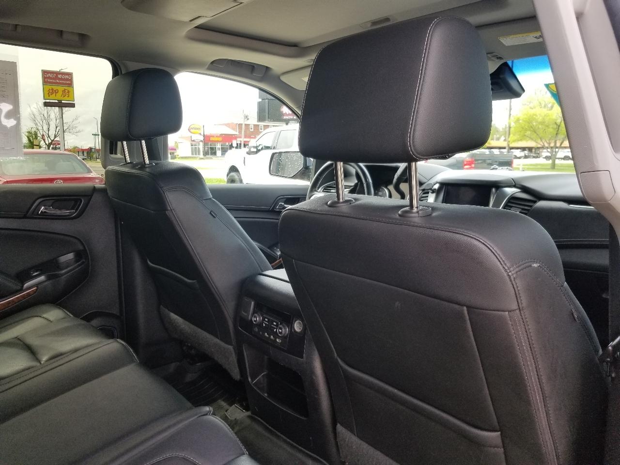 Chevrolet Suburban 4WD 4dr 1500 Premier 2019
