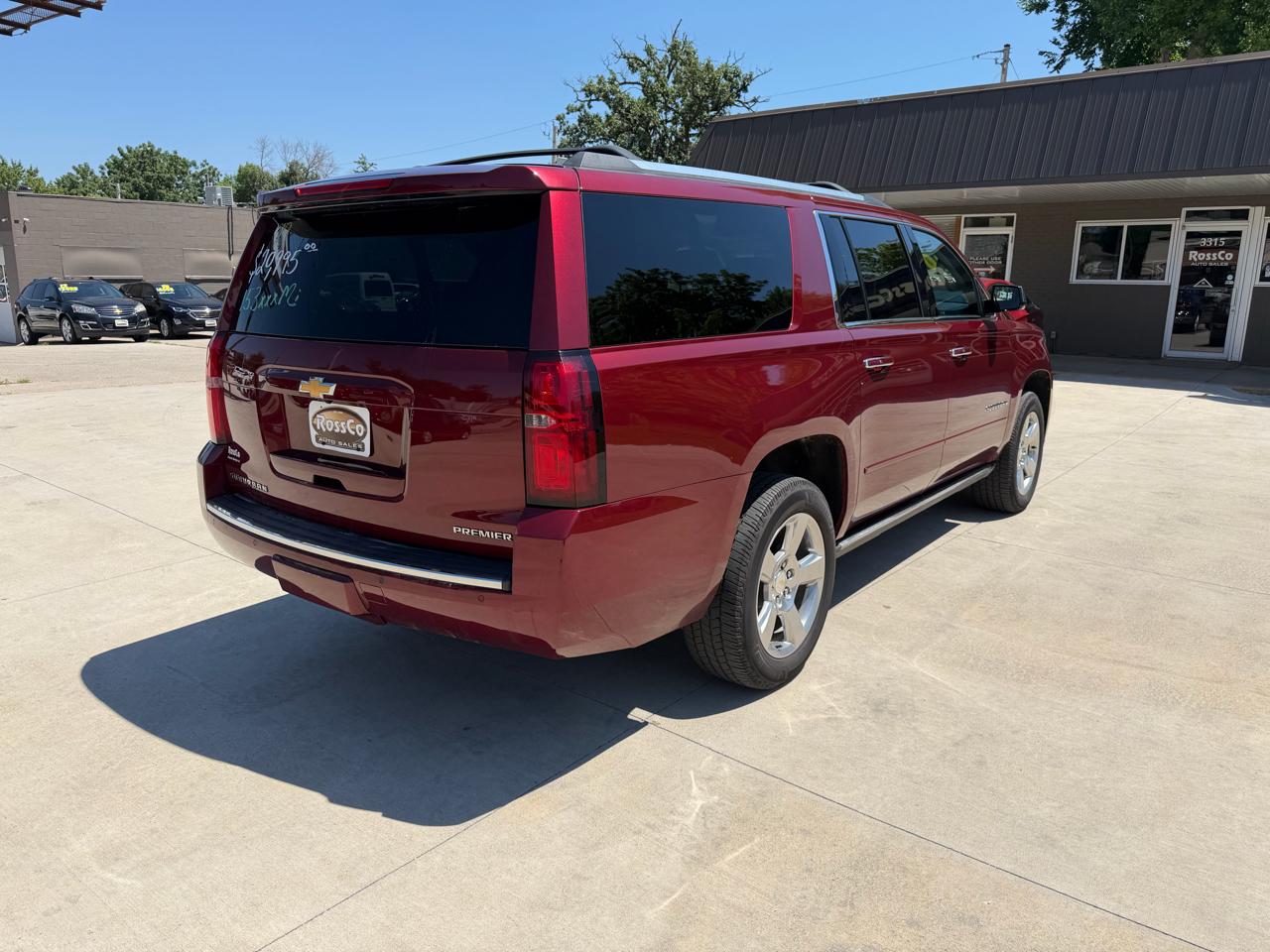 Chevrolet Suburban 4WD 4dr 1500 Premier 2019