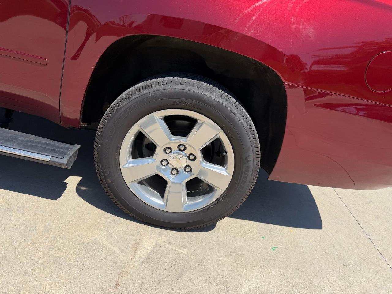 Chevrolet Suburban 4WD 4dr 1500 Premier 2019