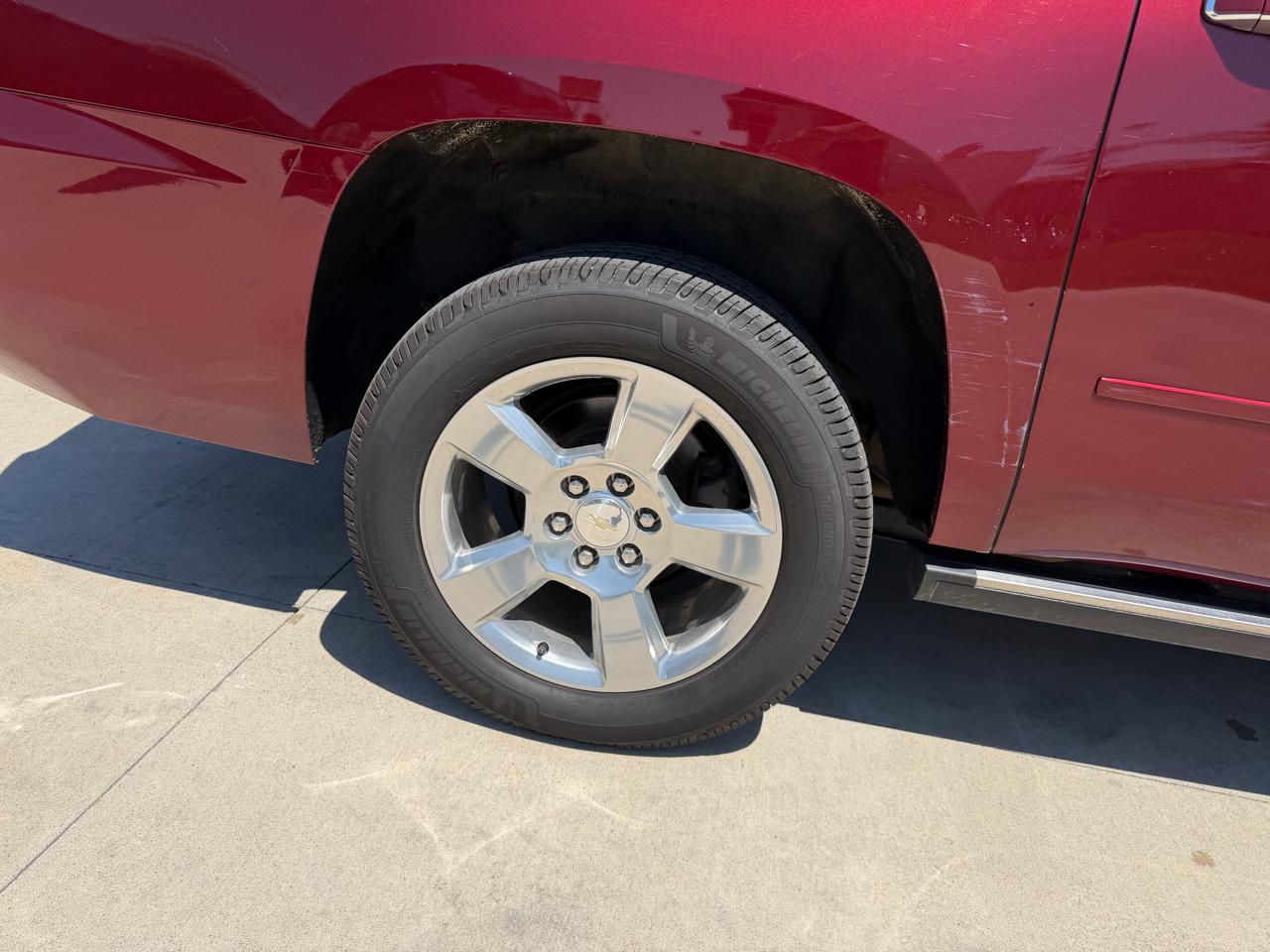 Chevrolet Suburban 4WD 4dr 1500 Premier 2019