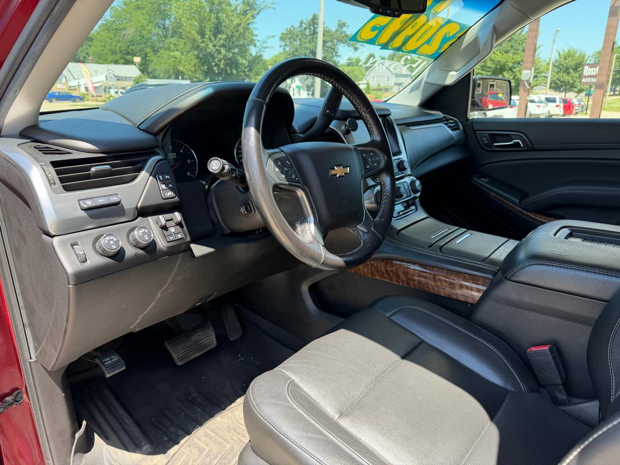 Chevrolet Suburban 4WD 4dr 1500 Premier 2019